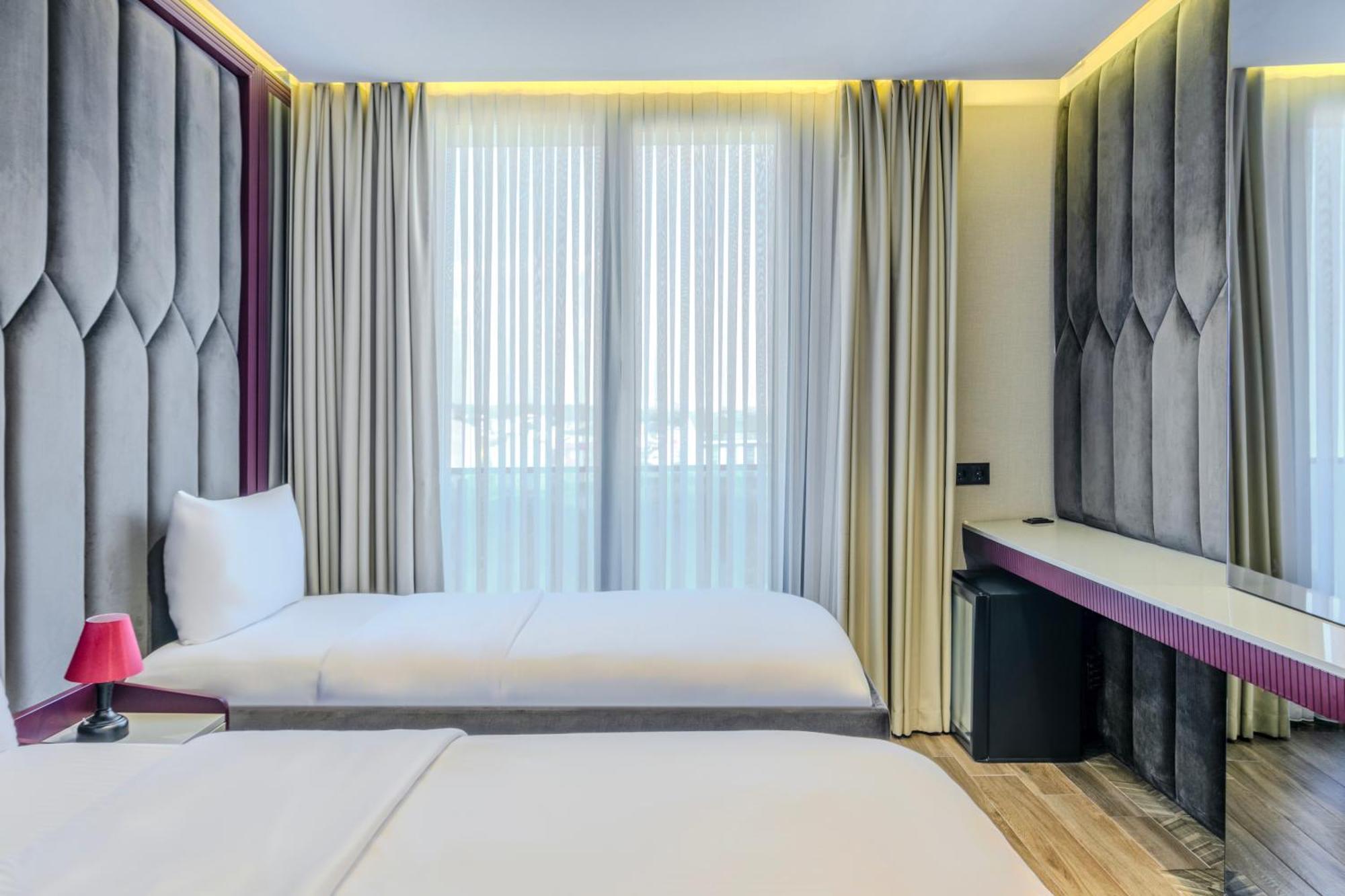Heaven Premium Hotel Restaurant & Airport Shuttle Arnavutkoy Kültér fotó