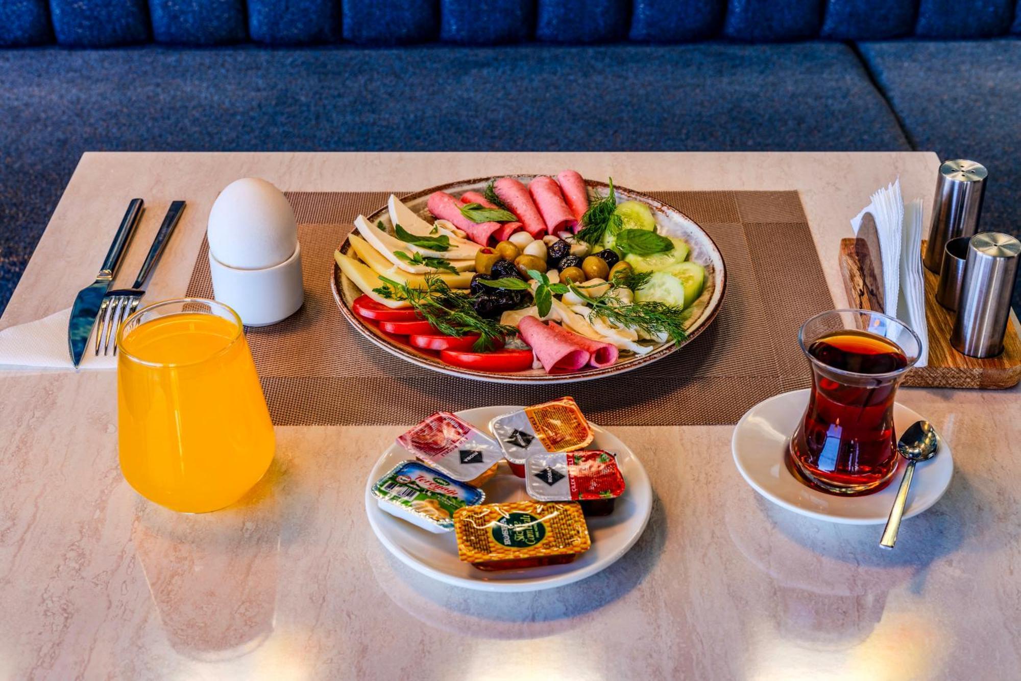 Heaven Premium Hotel Restaurant & Airport Shuttle Arnavutkoy Kültér fotó