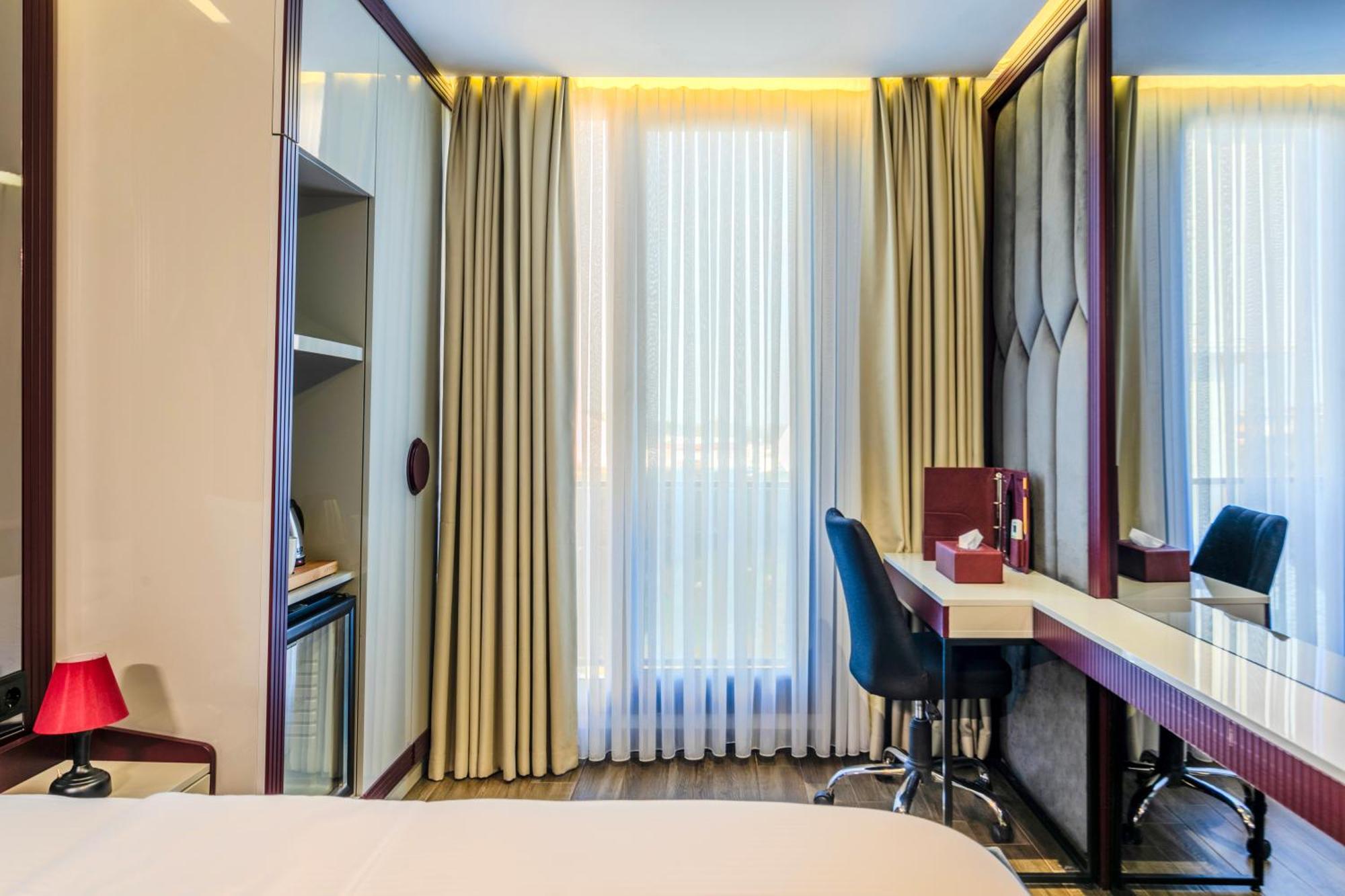 Heaven Premium Hotel Restaurant & Airport Shuttle Arnavutkoy Kültér fotó